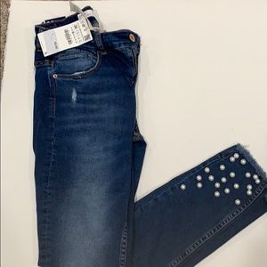Zara mid rise skinny jean 38